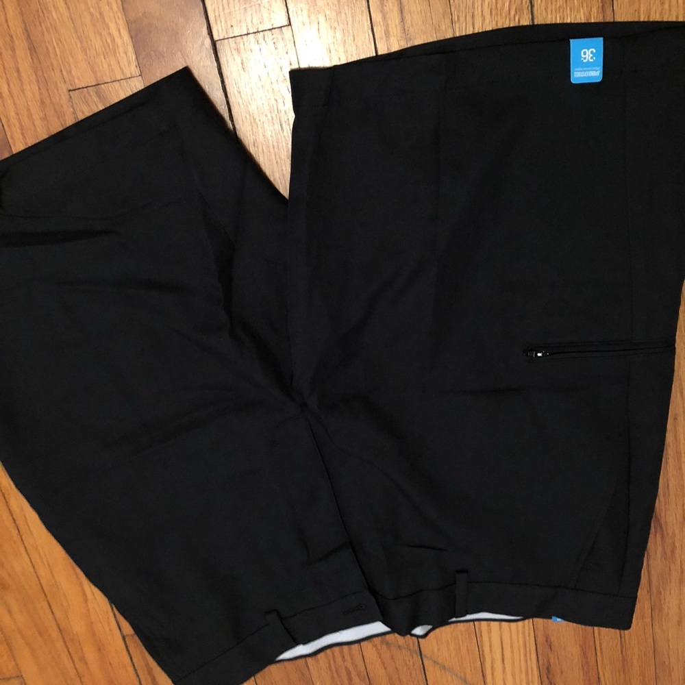 PGA Tour Performance Shorts NWT 36